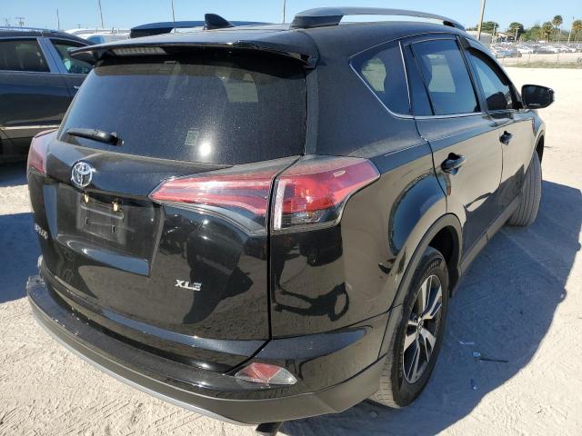 Photo 2 VIN: 2T3WFREV3HW396482 - TOYOTA RAV4 XLE 