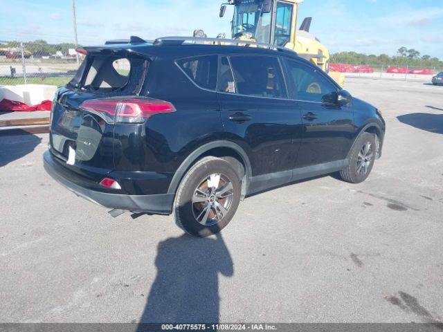 Photo 3 VIN: 2T3WFREV3JW458503 - TOYOTA RAV4 