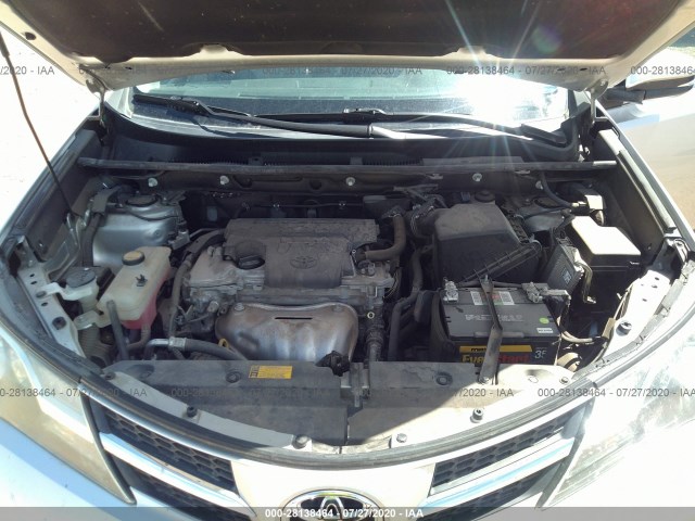 Photo 9 VIN: 2T3WFREV4EW117715 - TOYOTA RAV4 