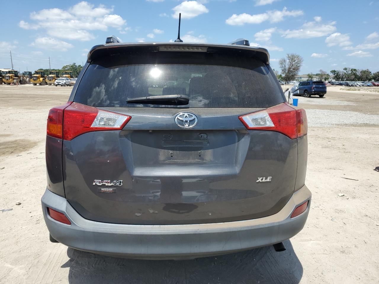 Photo 5 VIN: 2T3WFREV4FW181304 - TOYOTA RAV 4 