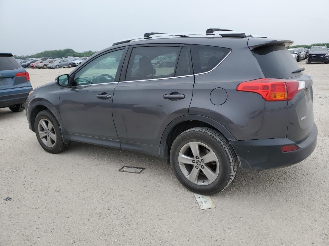 Photo 1 VIN: 2T3WFREV4FW231151 - TOYOTA RAV 4 