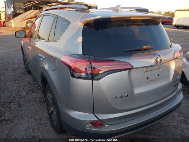 Photo 2 VIN: 2T3WFREV4HW400880 - TOYOTA RAV4 