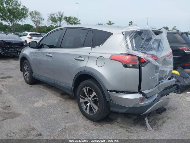 Photo 2 VIN: 2T3WFREV4JW410069 - TOYOTA RAV4 