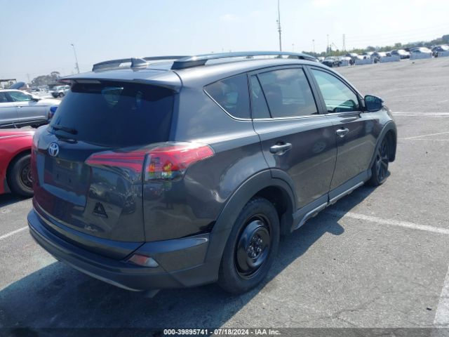 Photo 3 VIN: 2T3WFREV4JW431861 - TOYOTA RAV4 