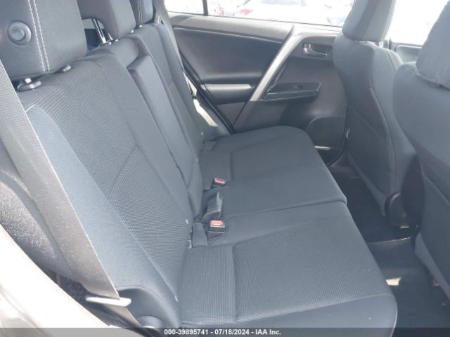 Photo 7 VIN: 2T3WFREV4JW431861 - TOYOTA RAV4 