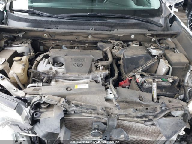 Photo 9 VIN: 2T3WFREV4JW463483 - TOYOTA RAV4 