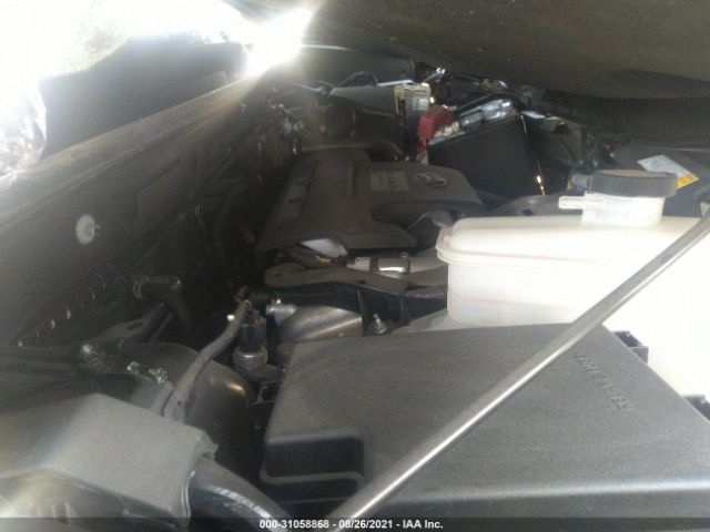 Photo 9 VIN: 2T3WFREV4JW479537 - TOYOTA RAV4 