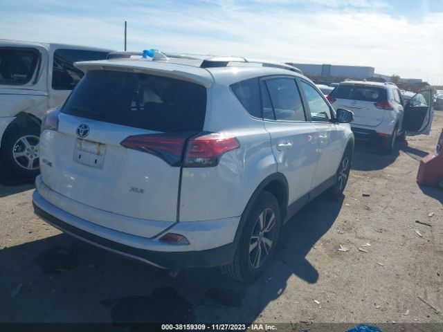 Photo 3 VIN: 2T3WFREV4JW513377 - TOYOTA RAV4 