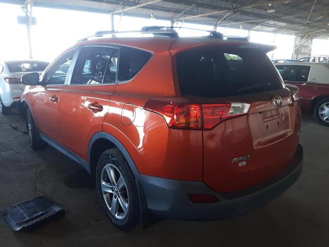 Photo 2 VIN: 2T3WFREV5FW185667 - TOYOTA RAV4 XLE 