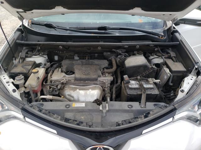 Photo 6 VIN: 2T3WFREV5GW273538 - TOYOTA RAV4 XLE 