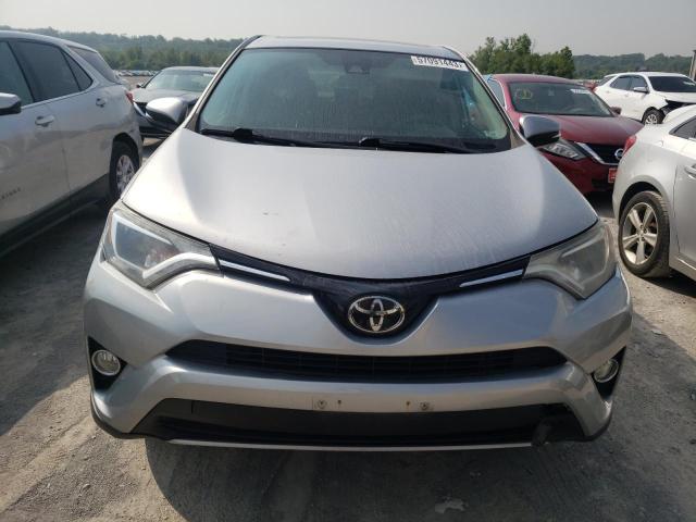 Photo 4 VIN: 2T3WFREV5HW363869 - TOYOTA RAV4 XLE 