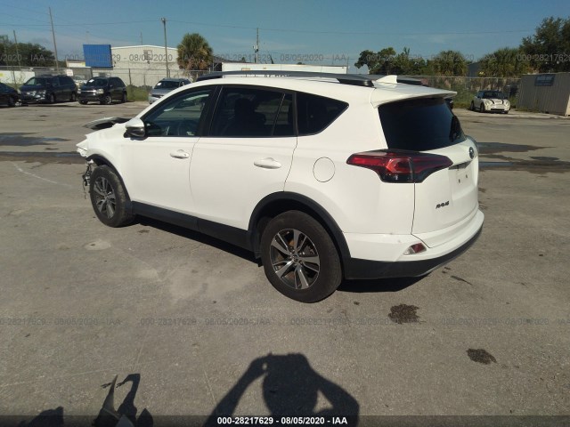 Photo 2 VIN: 2T3WFREV5JW411828 - TOYOTA RAV4 