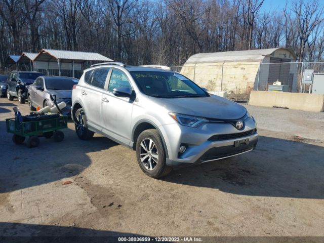 Photo 0 VIN: 2T3WFREV5JW444893 - TOYOTA RAV4 