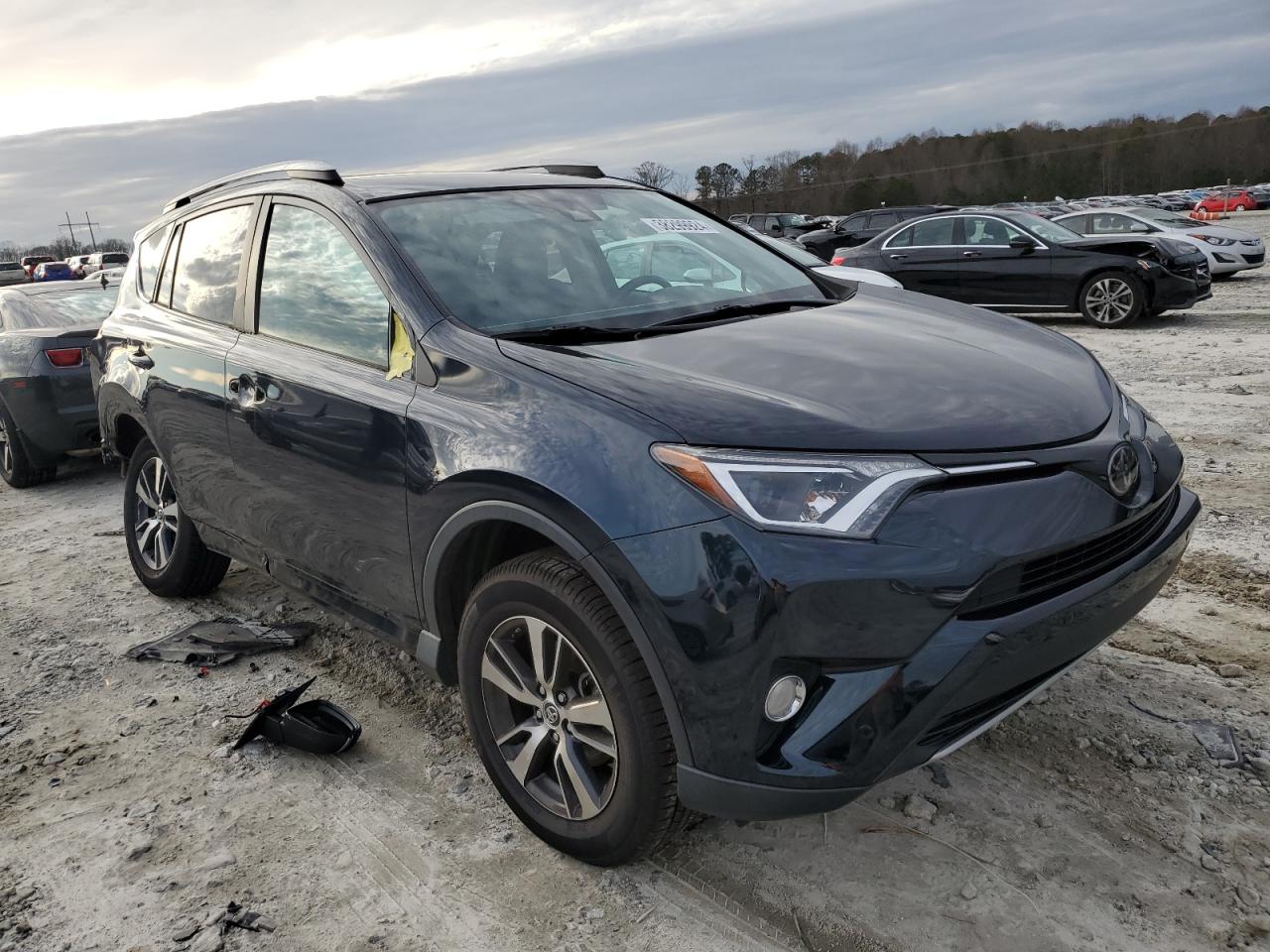 Photo 3 VIN: 2T3WFREV5JW469602 - TOYOTA RAV 4 