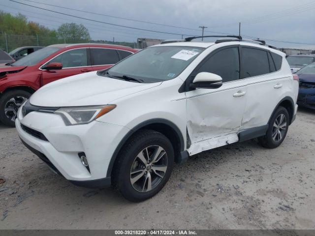 Photo 1 VIN: 2T3WFREV5JW509905 - TOYOTA RAV4 