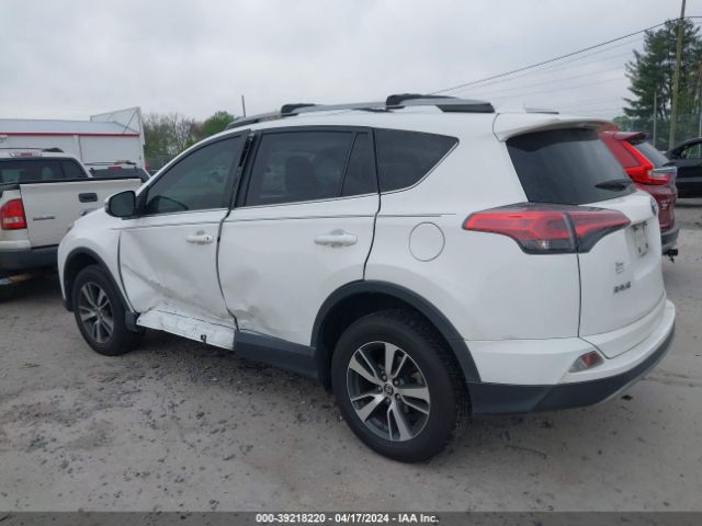 Photo 2 VIN: 2T3WFREV5JW509905 - TOYOTA RAV4 