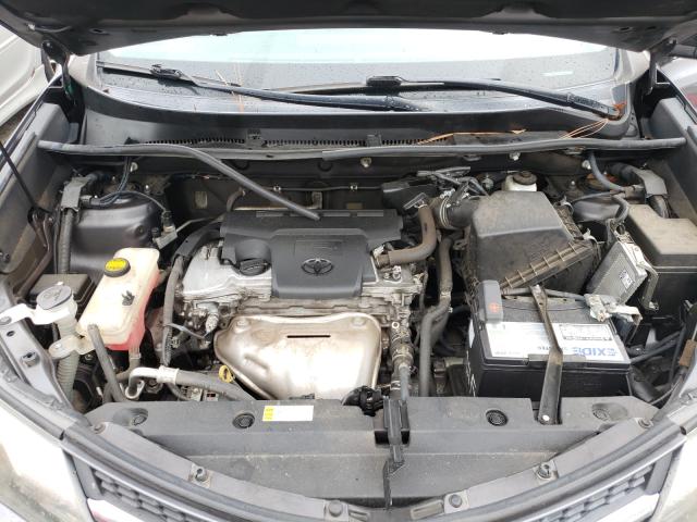 Photo 6 VIN: 2T3WFREV6DW071058 - TOYOTA RAV4 XLE 