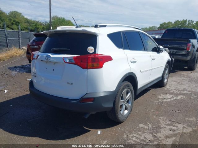 Photo 3 VIN: 2T3WFREV6FW141287 - TOYOTA RAV4 