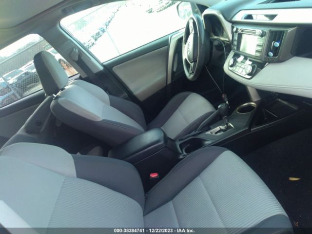 Photo 4 VIN: 2T3WFREV6FW155058 - TOYOTA RAV4 