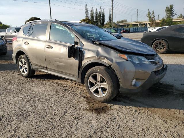 Photo 3 VIN: 2T3WFREV6FW173091 - TOYOTA RAV4 XLE 