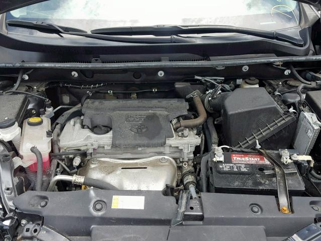 Photo 6 VIN: 2T3WFREV6GW258000 - TOYOTA RAV4 XLE 