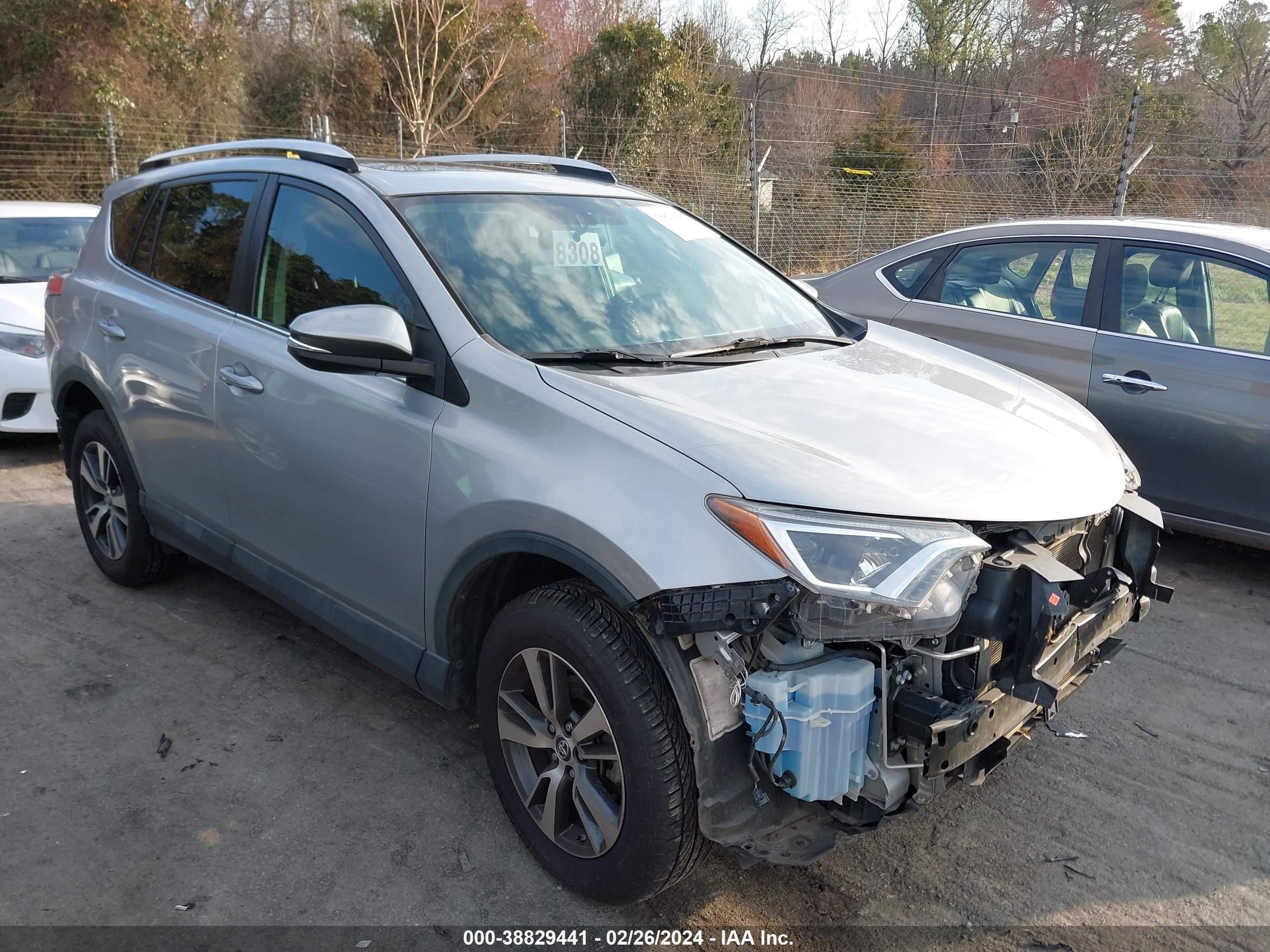 Photo 0 VIN: 2T3WFREV6GW272026 - TOYOTA RAV 4 