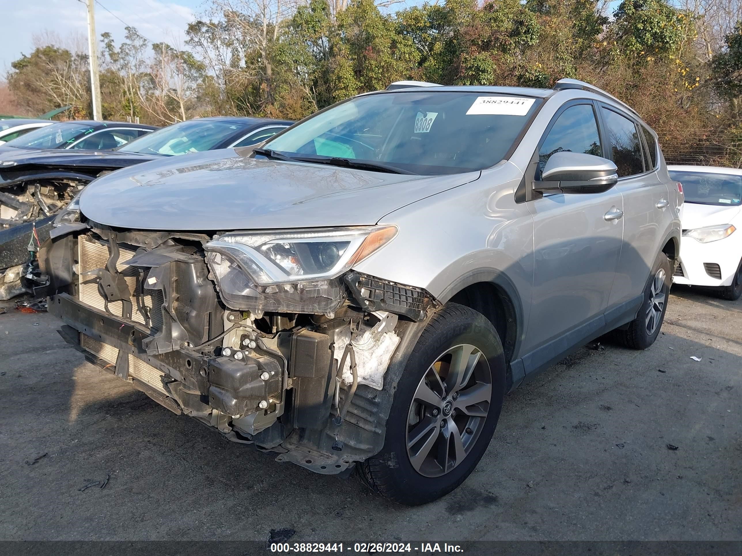 Photo 1 VIN: 2T3WFREV6GW272026 - TOYOTA RAV 4 