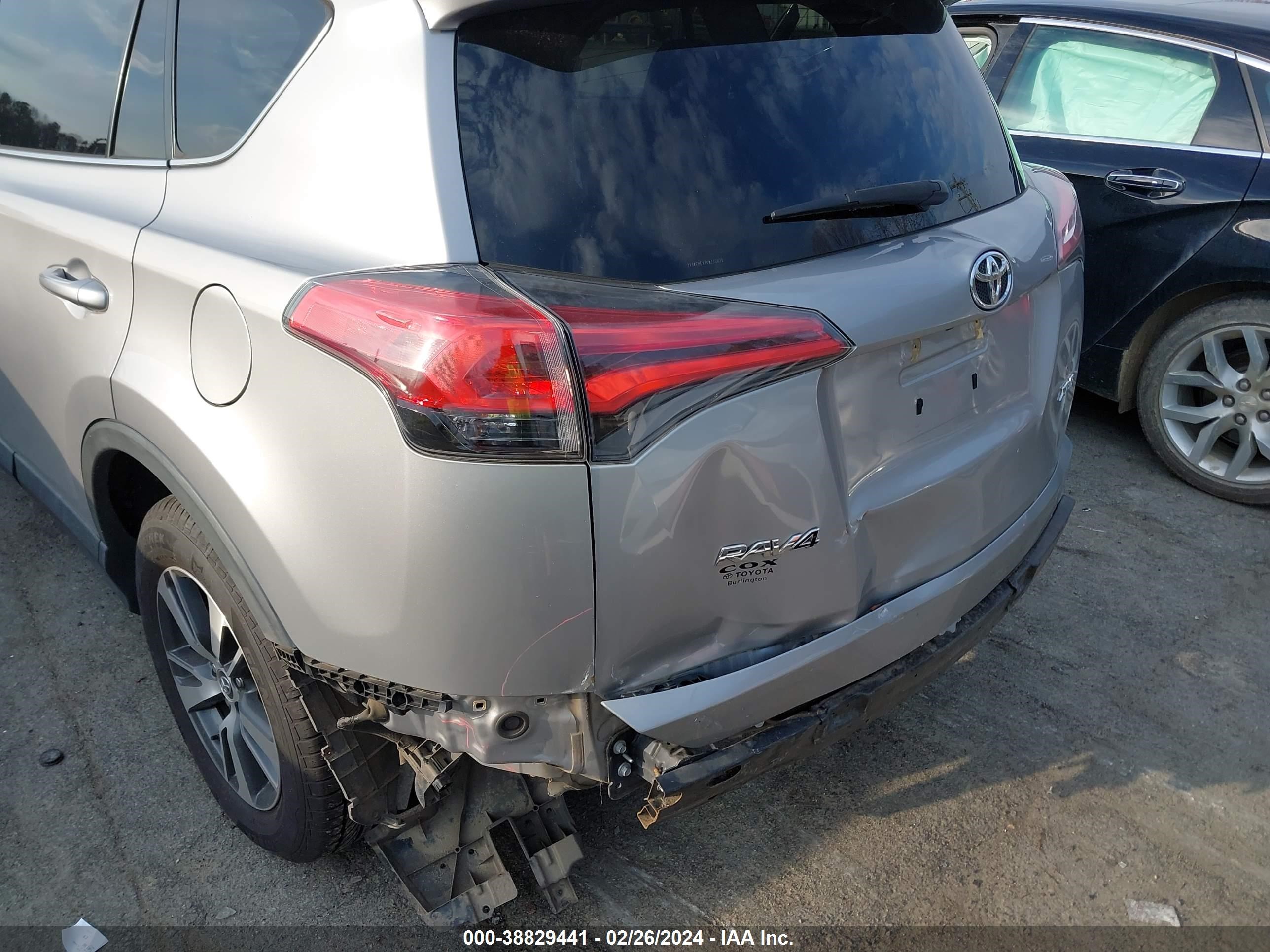 Photo 16 VIN: 2T3WFREV6GW272026 - TOYOTA RAV 4 