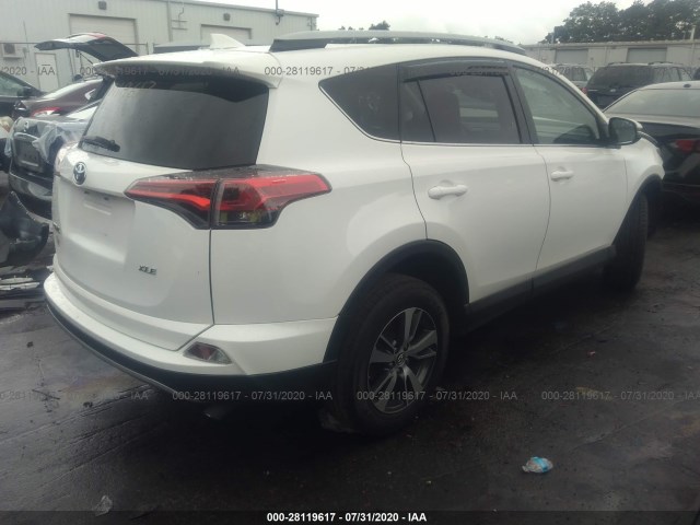 Photo 3 VIN: 2T3WFREV6JW411448 - TOYOTA RAV4 