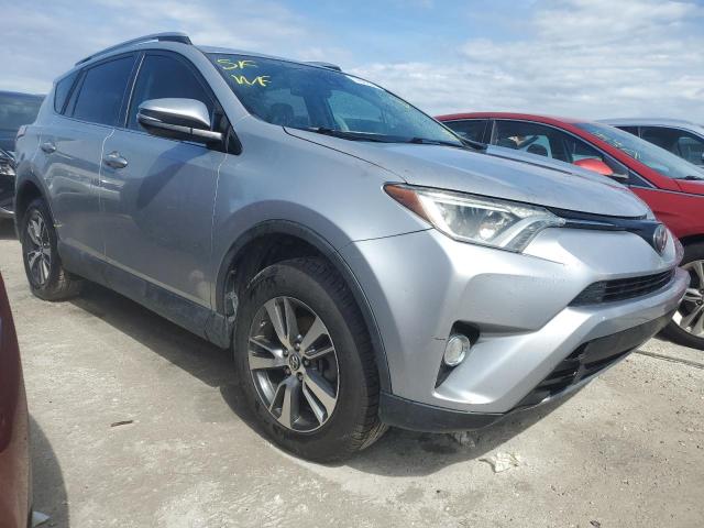 Photo 3 VIN: 2T3WFREV6JW420540 - TOYOTA RAV4 ADVEN 