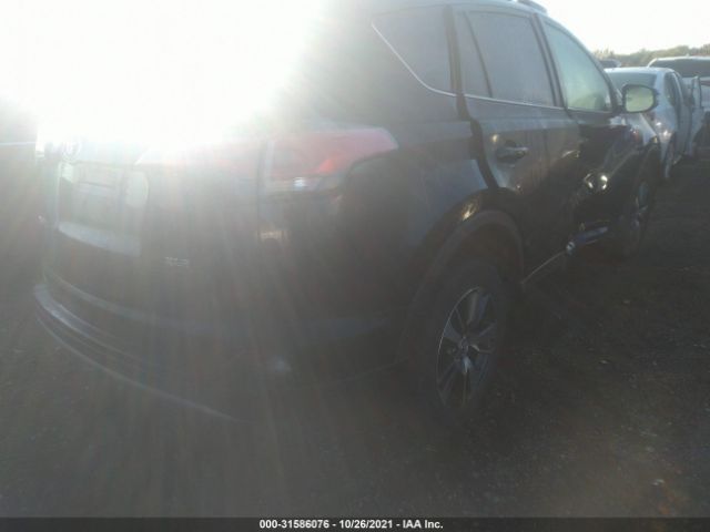 Photo 3 VIN: 2T3WFREV6JW473125 - TOYOTA RAV4 