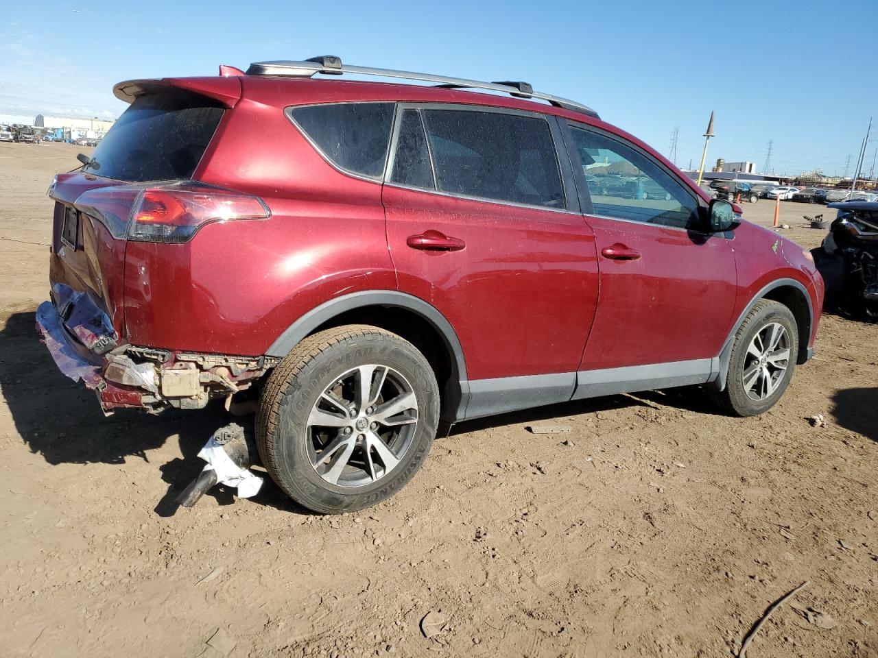 Photo 2 VIN: 2T3WFREV6JW513767 - TOYOTA RAV 4 