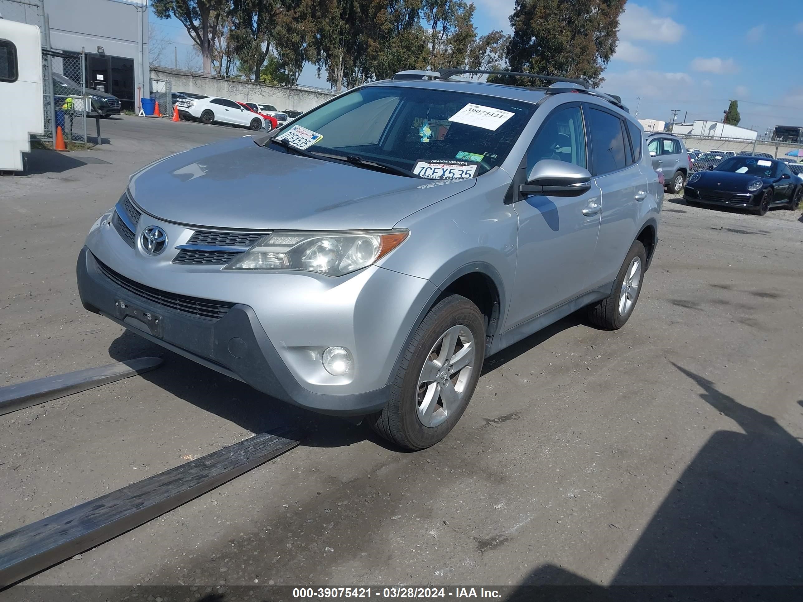 Photo 1 VIN: 2T3WFREV7DW072526 - TOYOTA RAV 4 