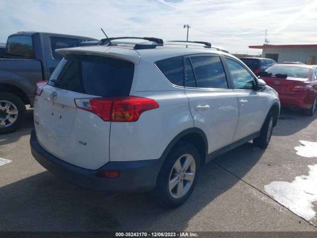 Photo 3 VIN: 2T3WFREV7EW097380 - TOYOTA RAV4 