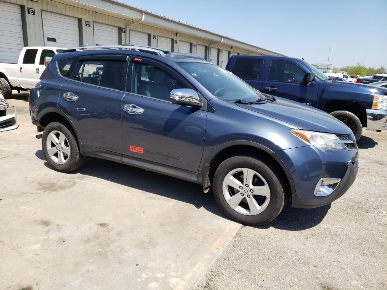 Photo 3 VIN: 2T3WFREV7EW098786 - TOYOTA RAV 4 