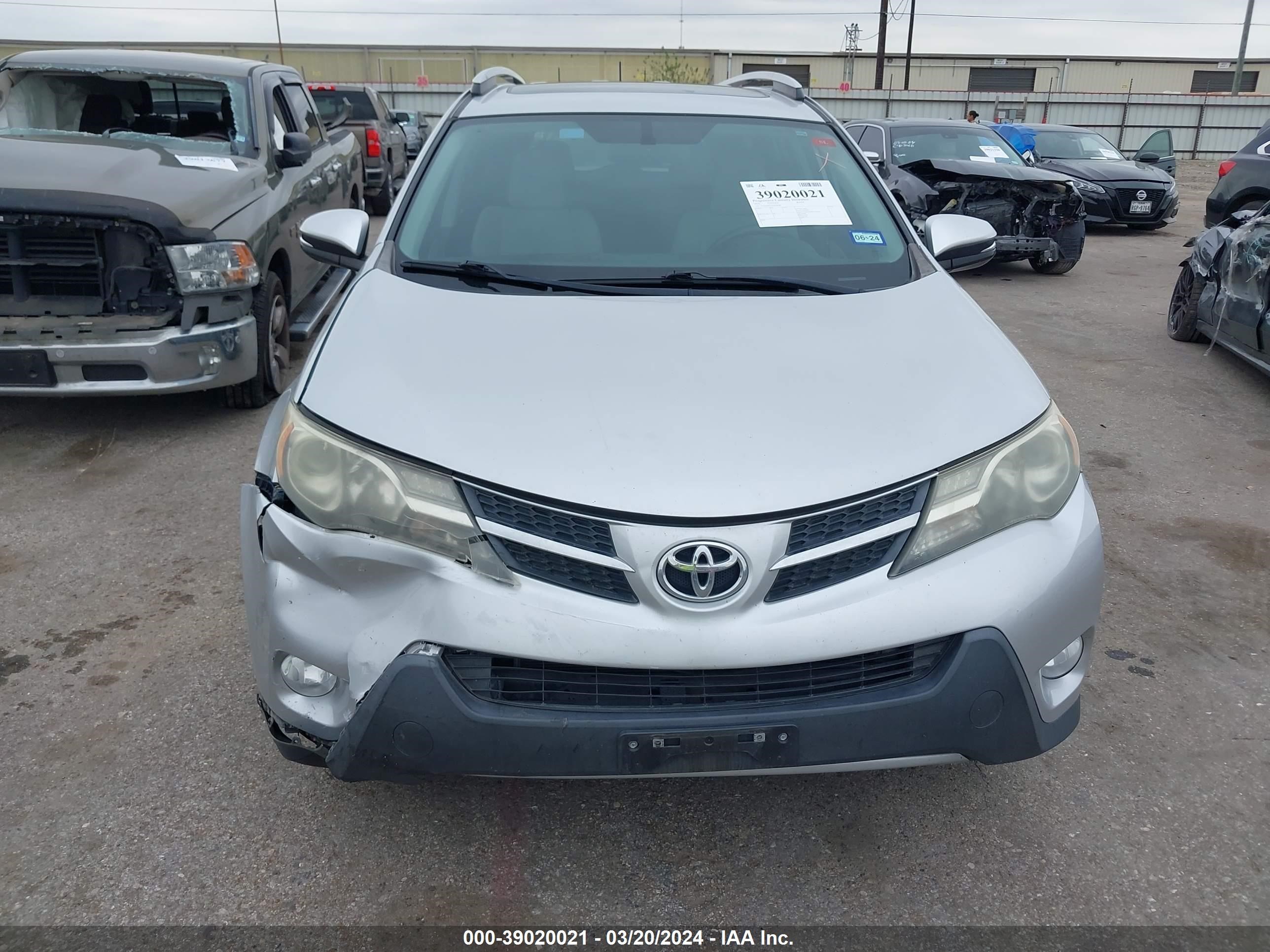 Photo 11 VIN: 2T3WFREV7EW100780 - TOYOTA RAV 4 