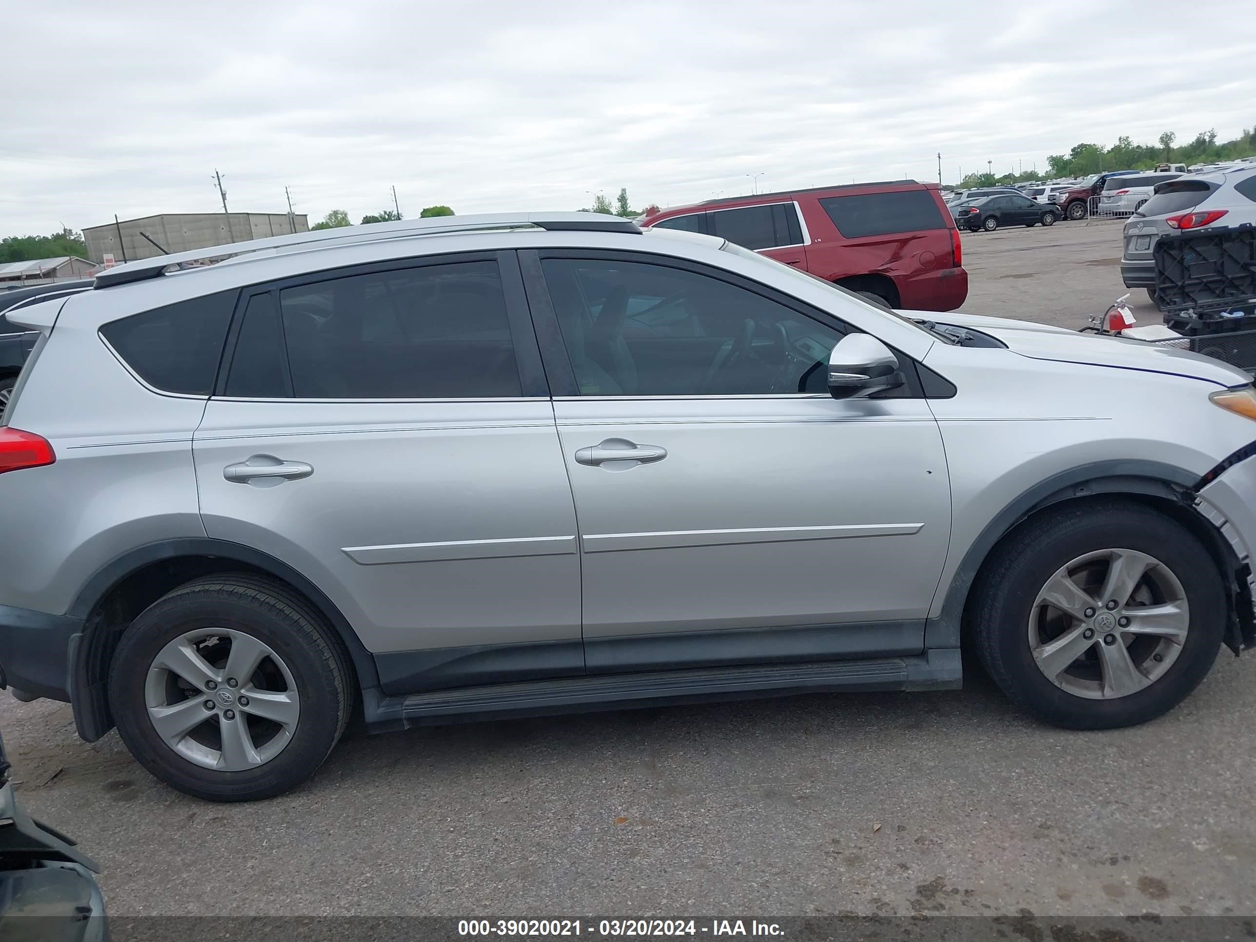 Photo 12 VIN: 2T3WFREV7EW100780 - TOYOTA RAV 4 