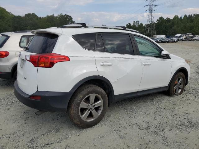 Photo 2 VIN: 2T3WFREV7FW141895 - TOYOTA RAV4 XLE 