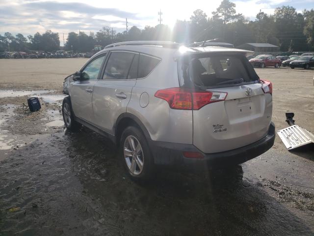 Photo 2 VIN: 2T3WFREV7FW165064 - TOYOTA RAV4 XLE 