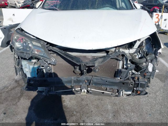 Photo 5 VIN: 2T3WFREV7FW229023 - TOYOTA RAV4 