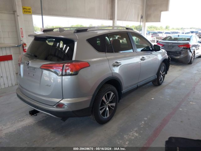 Photo 3 VIN: 2T3WFREV7HW340304 - TOYOTA RAV4 