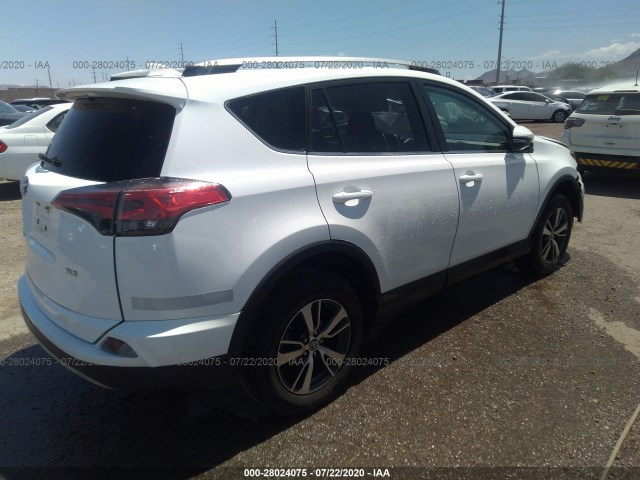 Photo 3 VIN: 2T3WFREV7JW456981 - TOYOTA RAV4 