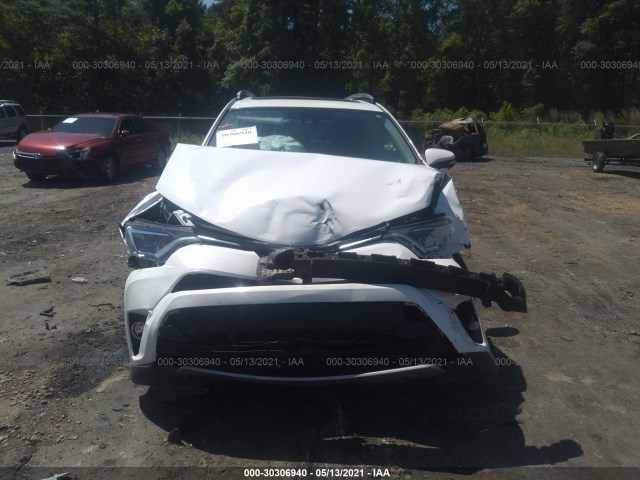 Photo 5 VIN: 2T3WFREV7JW463395 - TOYOTA RAV4 