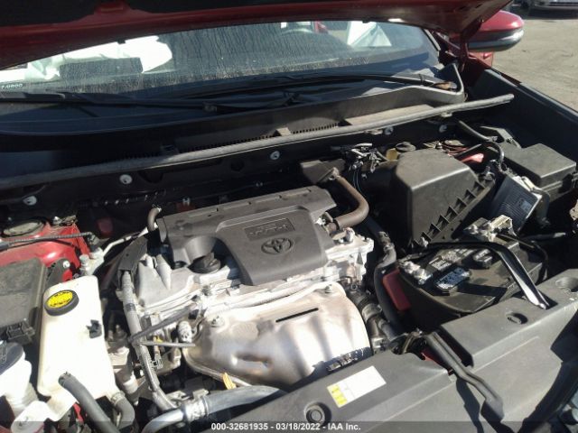 Photo 9 VIN: 2T3WFREV7JW463526 - TOYOTA RAV4 