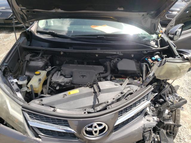 Photo 6 VIN: 2T3WFREV8DW071353 - TOYOTA RAV4 XLE 