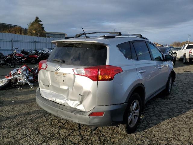 Photo 2 VIN: 2T3WFREV8FW143560 - TOYOTA RAV4 