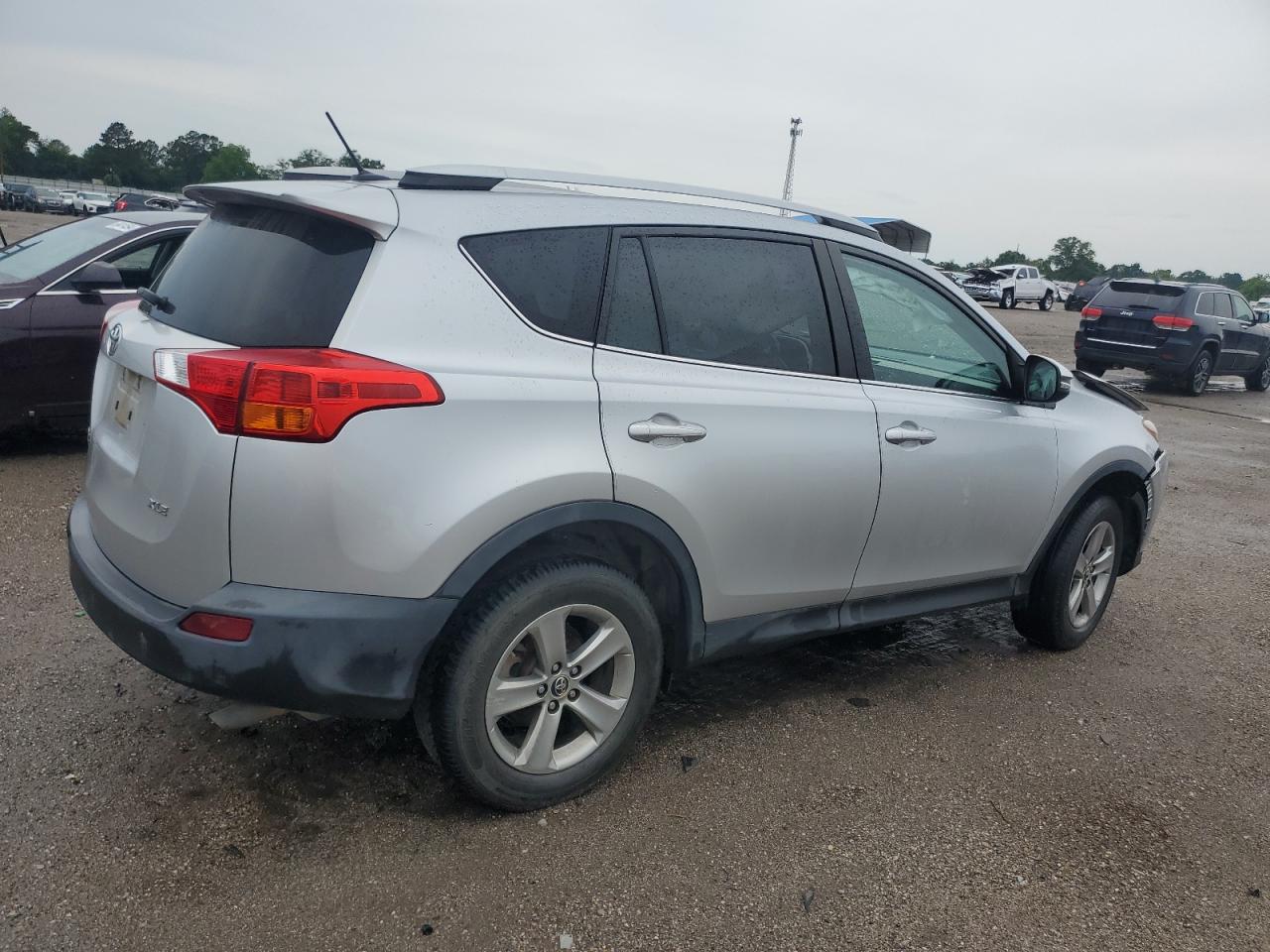 Photo 2 VIN: 2T3WFREV8FW144823 - TOYOTA RAV 4 