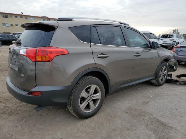 Photo 2 VIN: 2T3WFREV8FW182973 - TOYOTA RAV4 XLE 