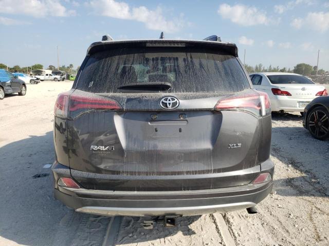 Photo 5 VIN: 2T3WFREV8HW318389 - TOYOTA RAV4 XLE 