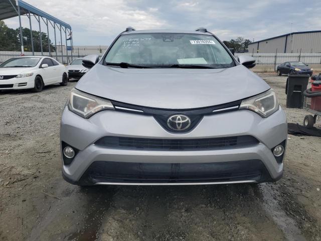 Photo 4 VIN: 2T3WFREV8HW321812 - TOYOTA RAV4 XLE 